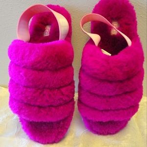 Ugg Fluff Yeah Pink Slingback Sandals, size 8 NWOT